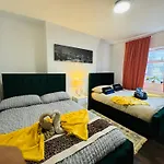 Lovely 1Bedroom Apartment For 6Ppl In Whitechapel, 1Min Away To Dlr Station