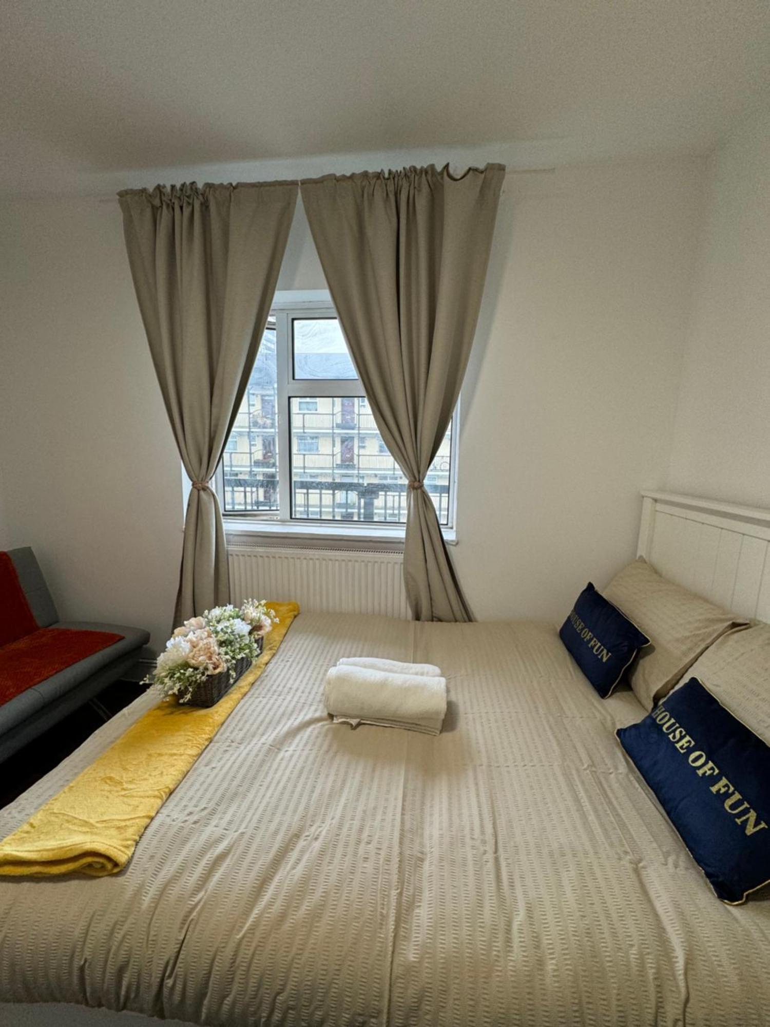 Apartament Lovely 1bedroom For 6ppl In Whitechapel, 1min Away To Dlr Station Londra
